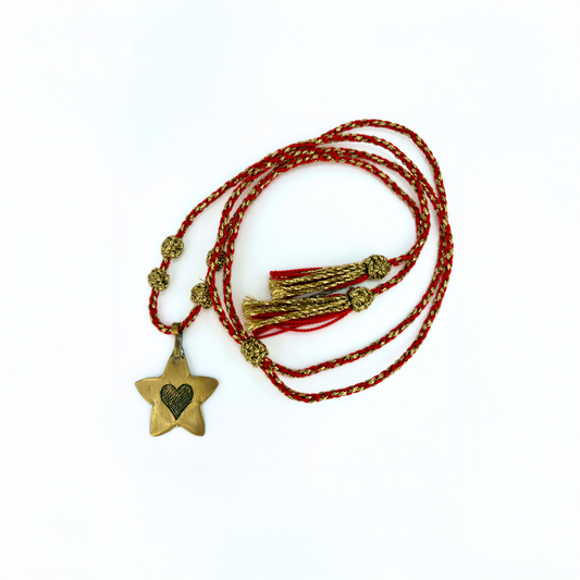 Sautoir grigri médaille étoile cœur rouge intense fait main Maroc beloves