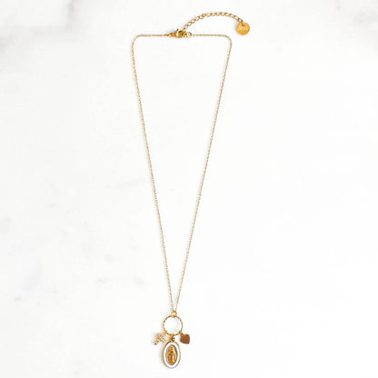 Collier grappe marie blanc chaine détail acier inoxydable beloves
